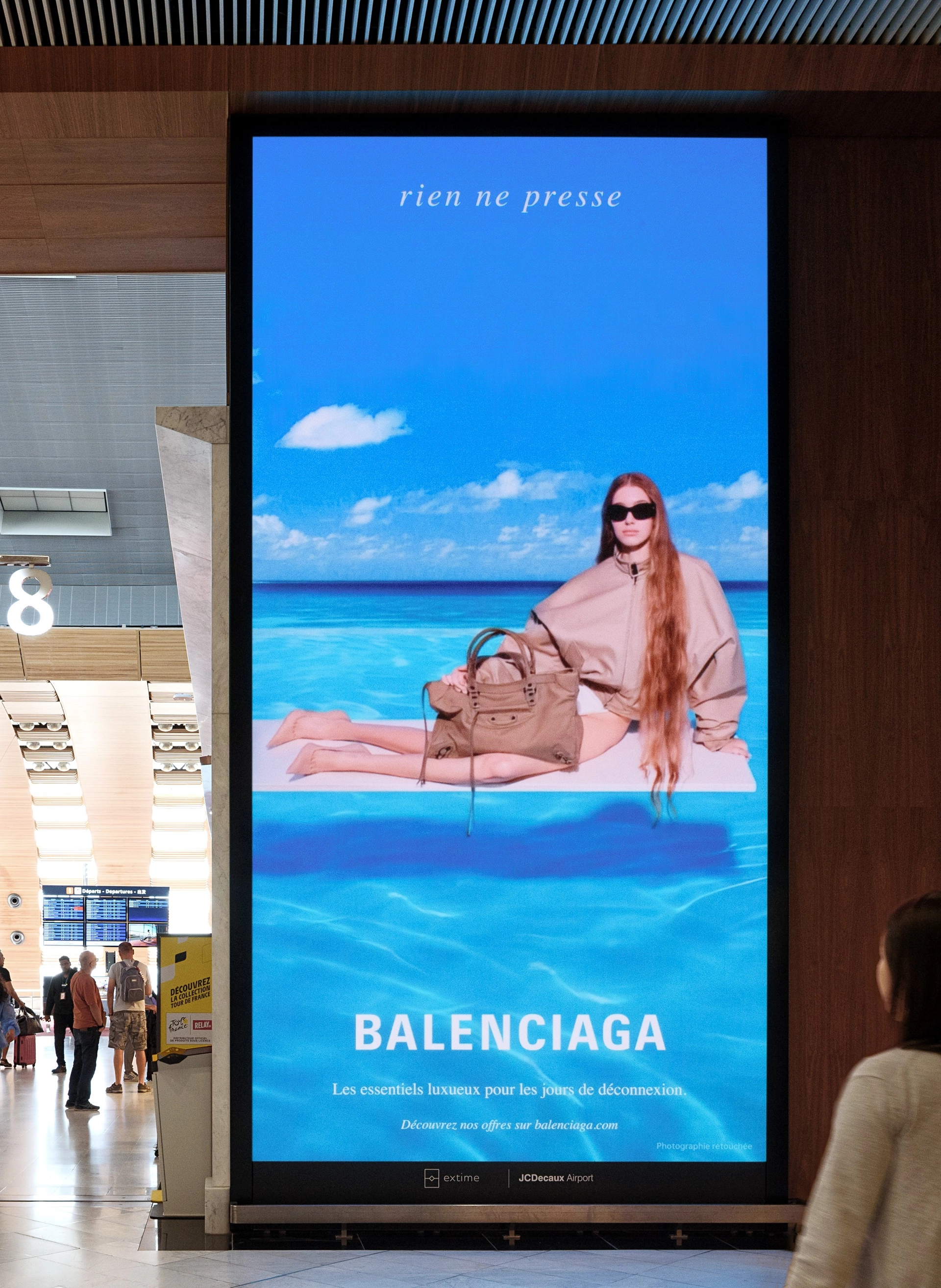 KERING_Balenciaga_digital temple gates_CDG2E porte K