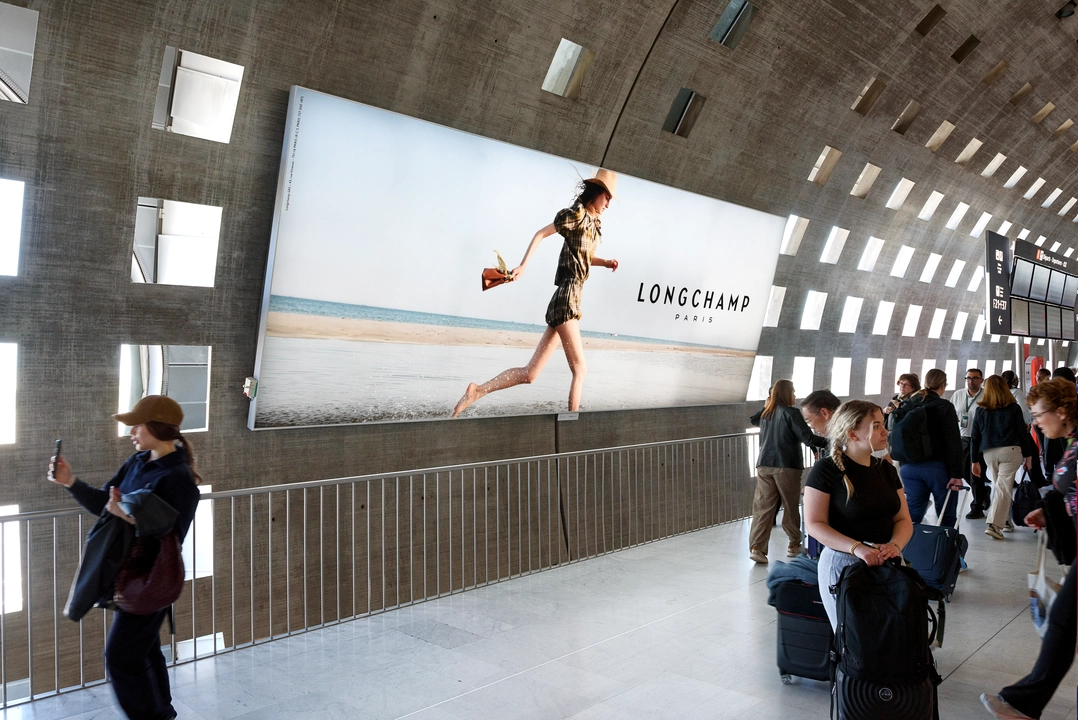 Bon Voyage Emergence, campagne Longchamp