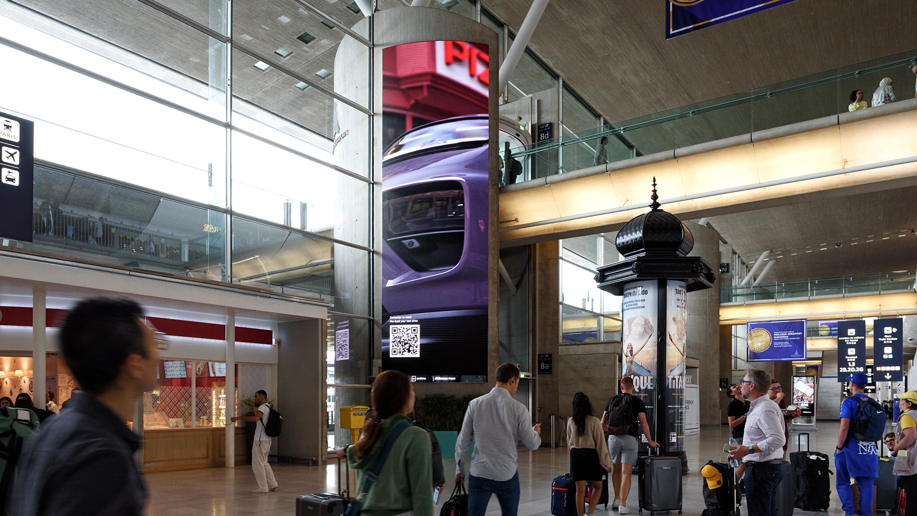 Digital Pillars Porsche