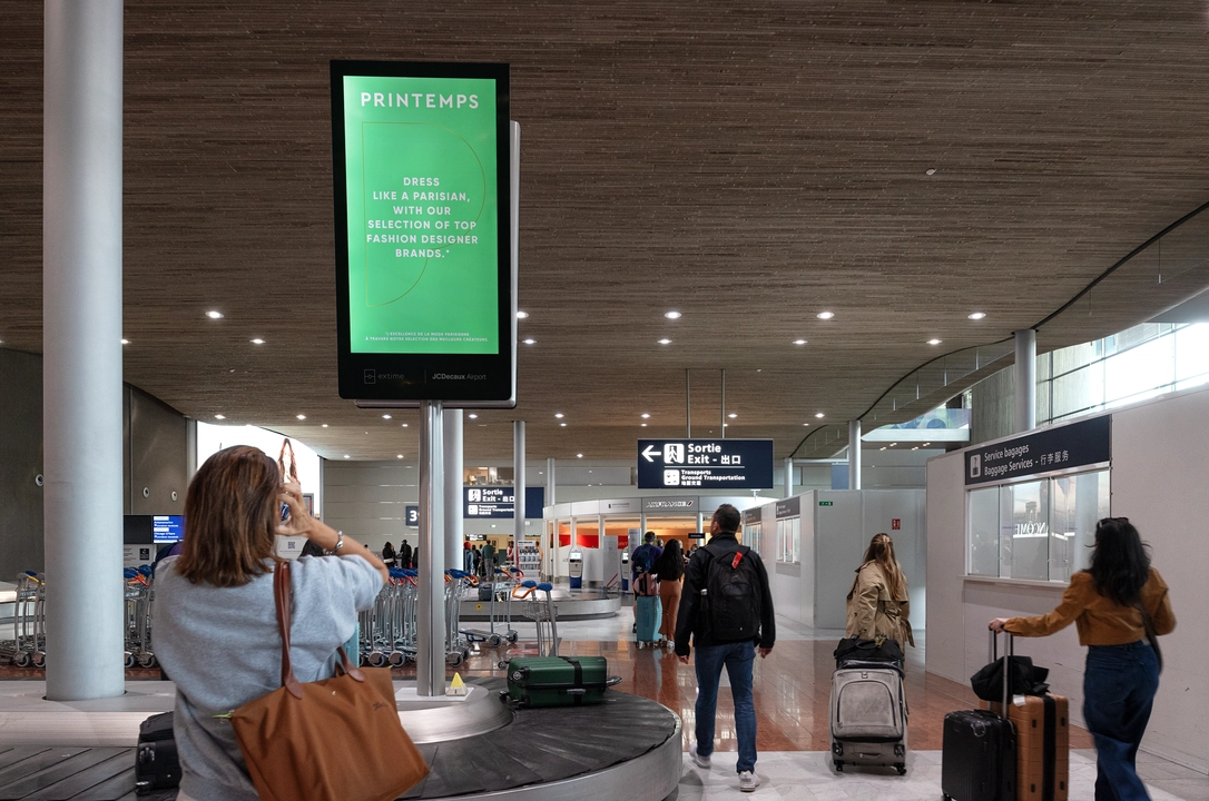 PRINTEMPS_DOOH_CDG2E_Extime JCDecaux Airport