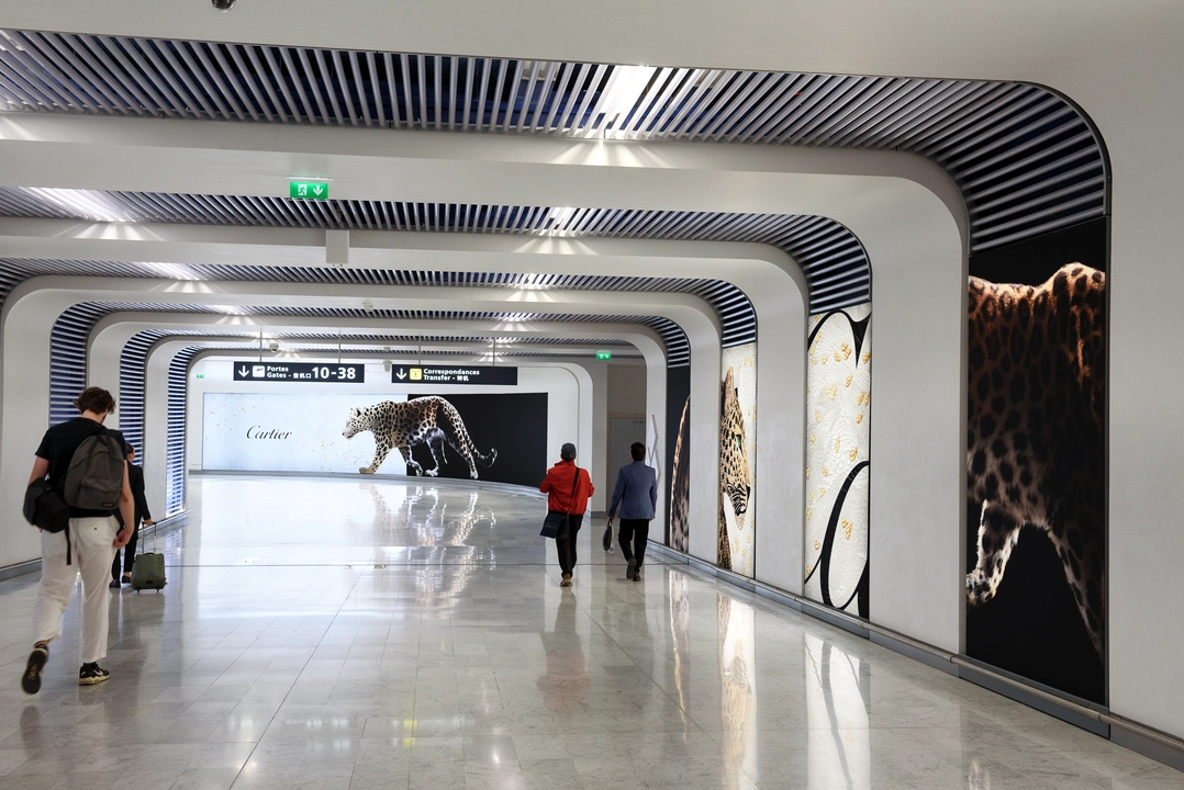 Cartier, bon voyage curve, campagne OOH